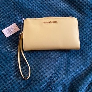 NWT Michael Kors leather double zip wristlet.